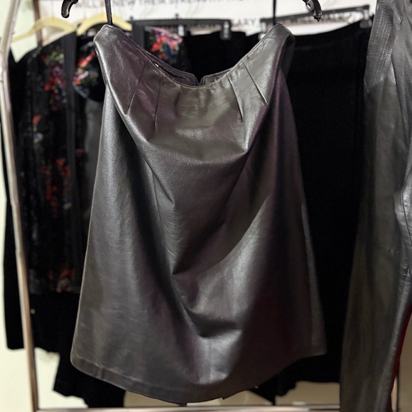 Black leather skirt size 12 - Picture 1 of 3